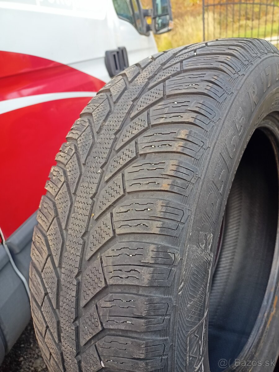 225/65 R17 - 2