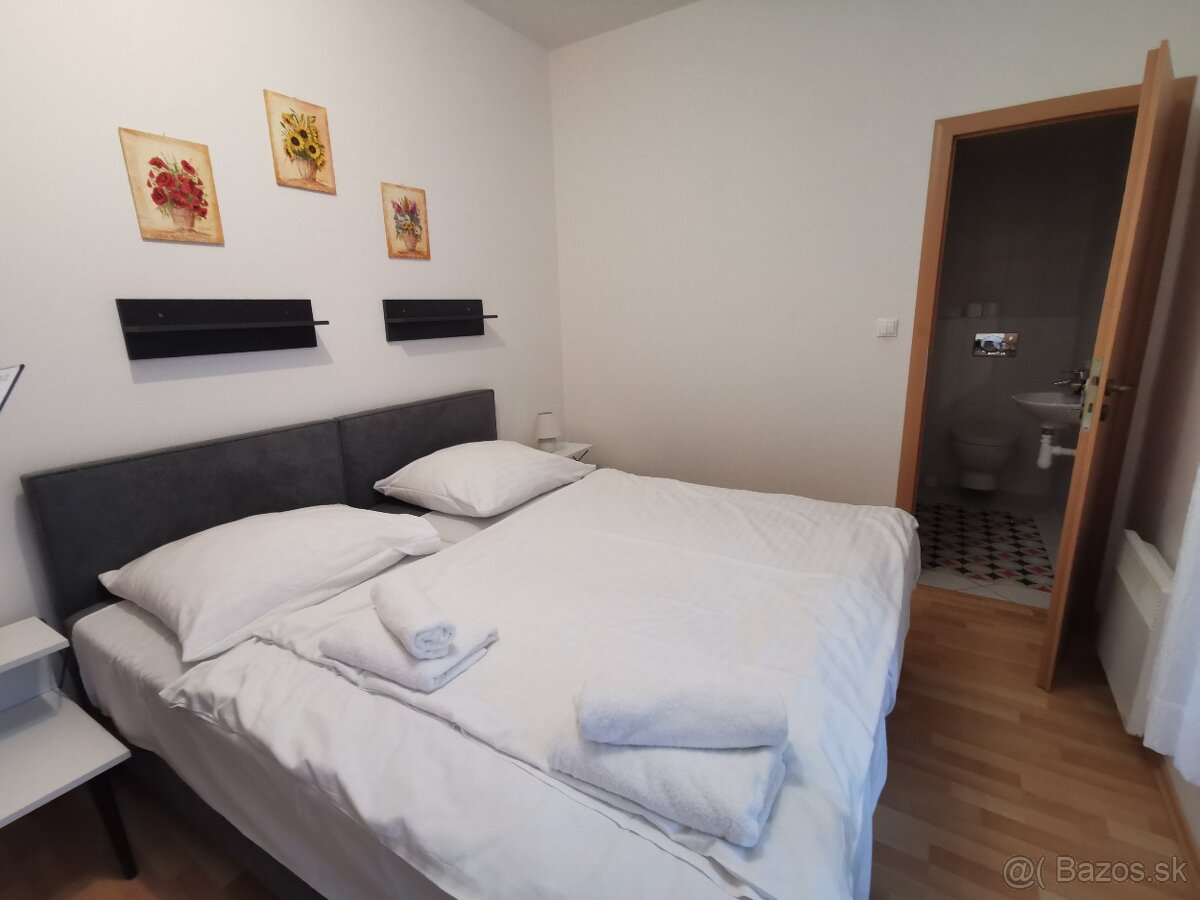 Priestranný Apartmán so 4 miestnosťami - 2