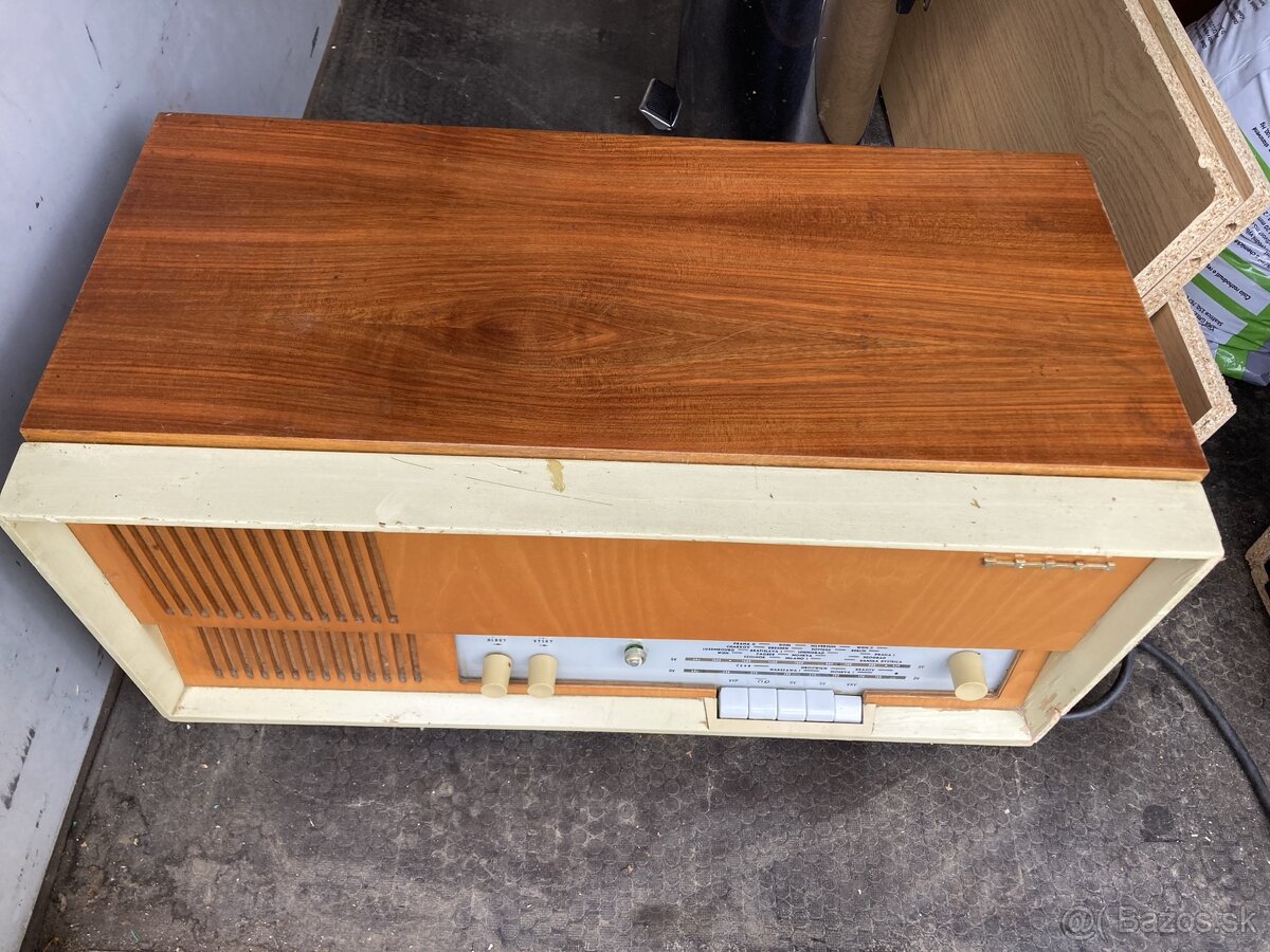 Radio gramofón Tesla PIANO - 2