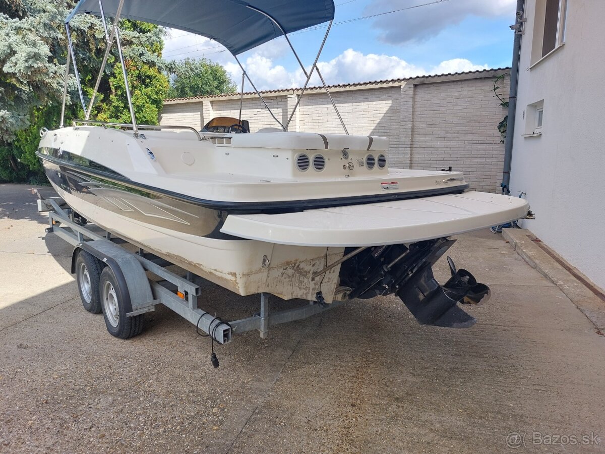 Bayliner 217 - 2