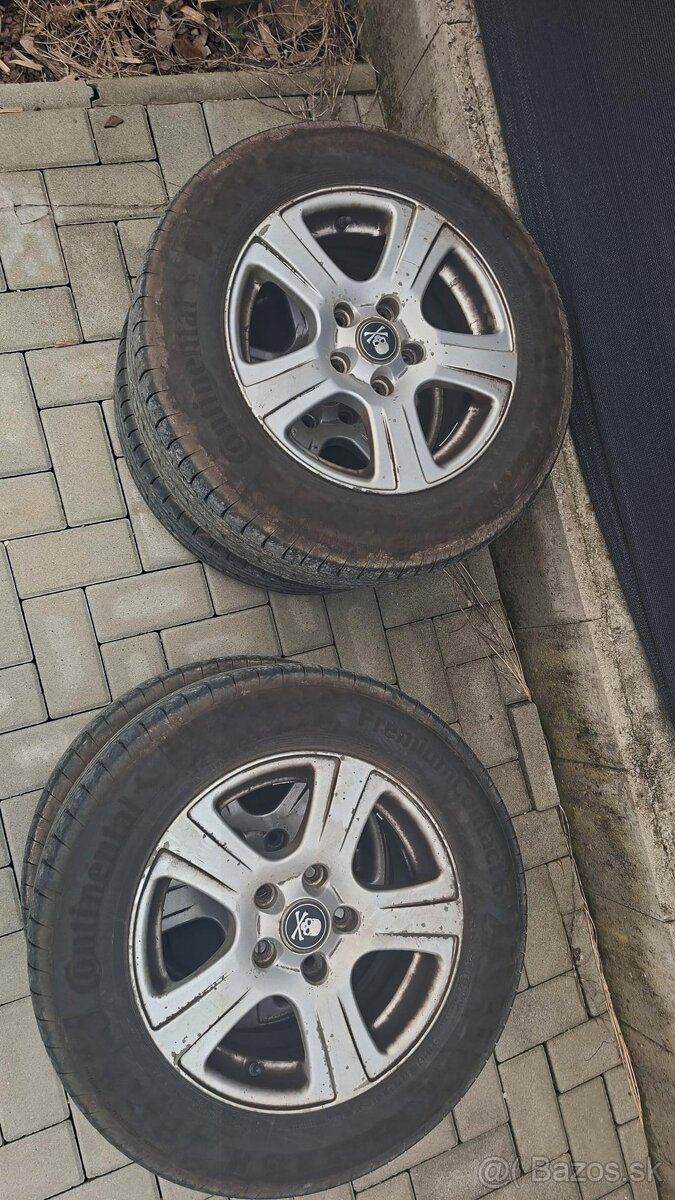 195x65 r15 - 2