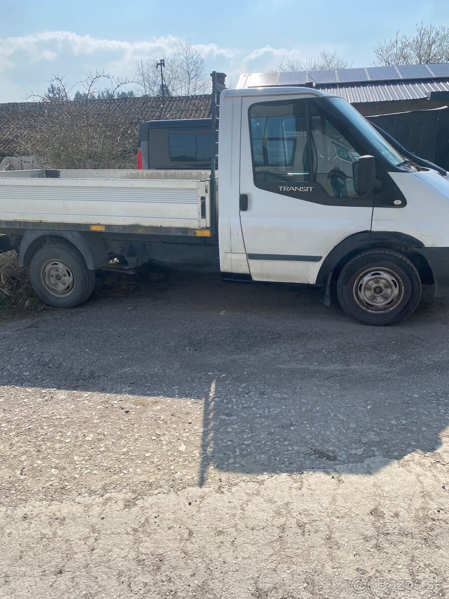 Tranzit 2,2 - 2
