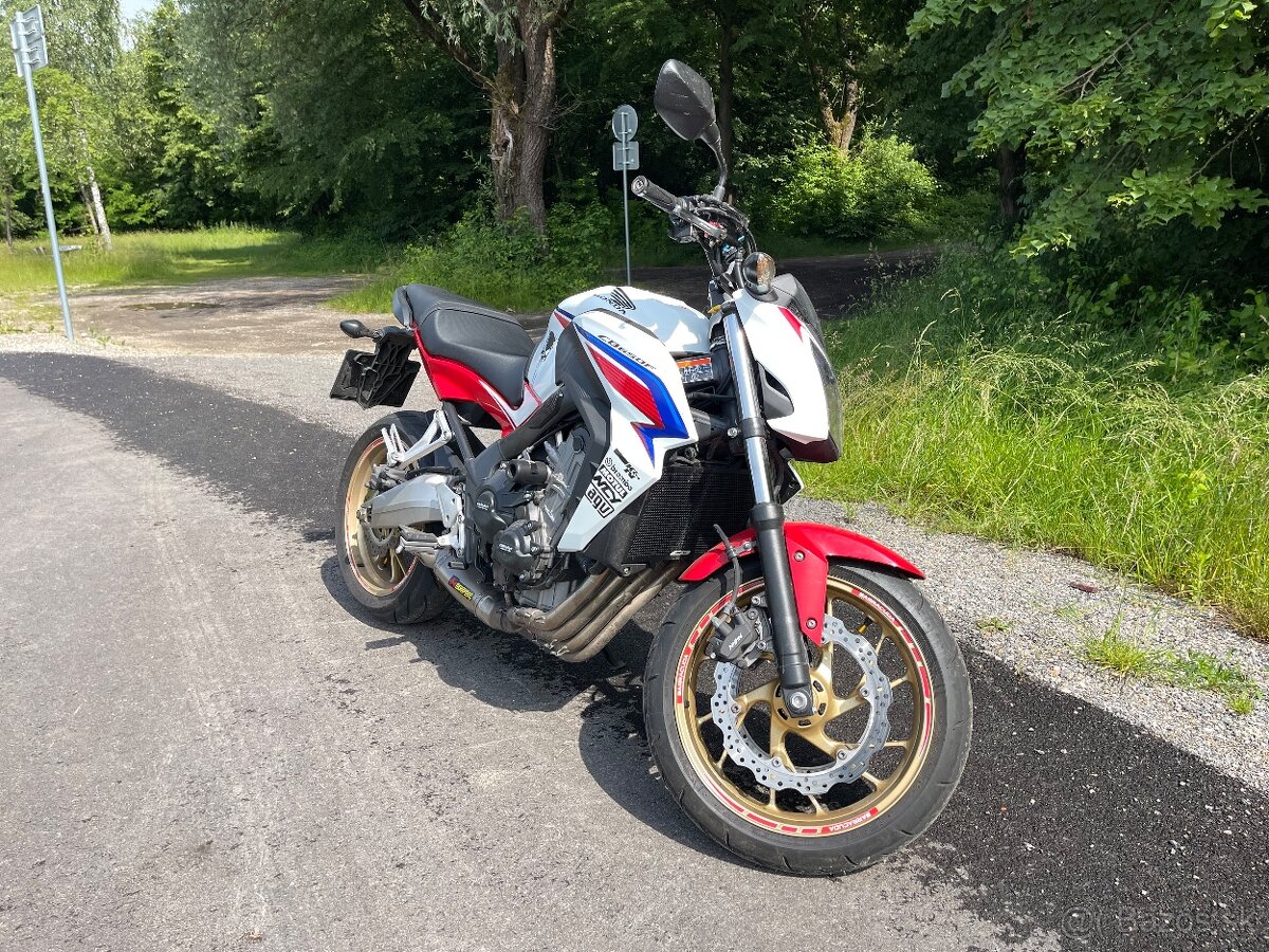 Honda CB650F - Akrapovič - 2