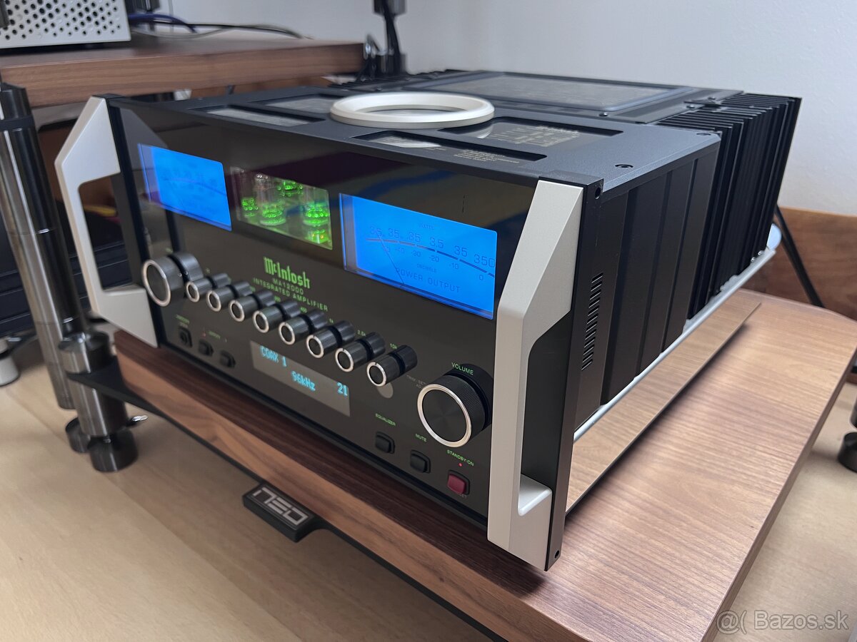 McIntosh MA12000 - 2