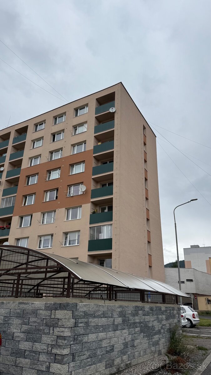 3 izbový byt na prenájom v Brezne blízko centra - 2