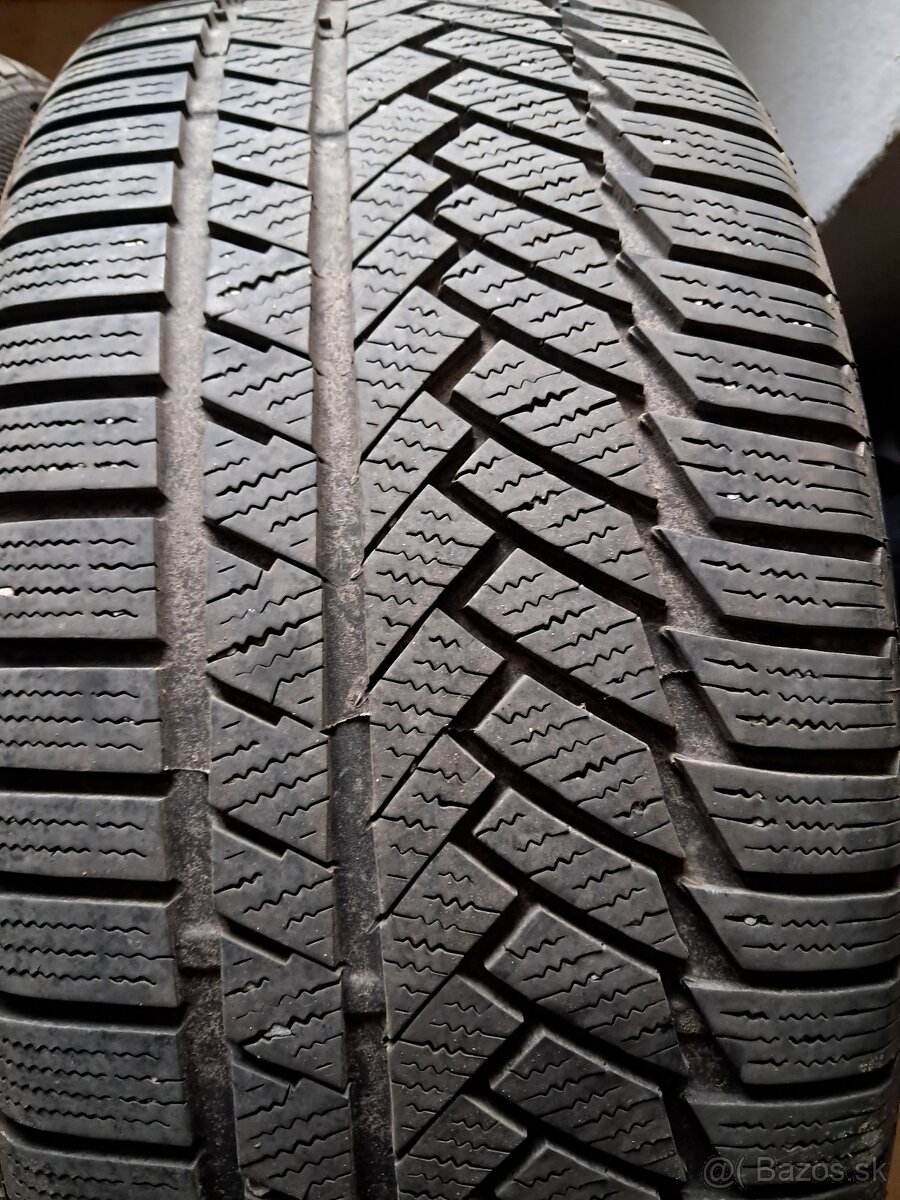 255/40 R19 Continental - 2