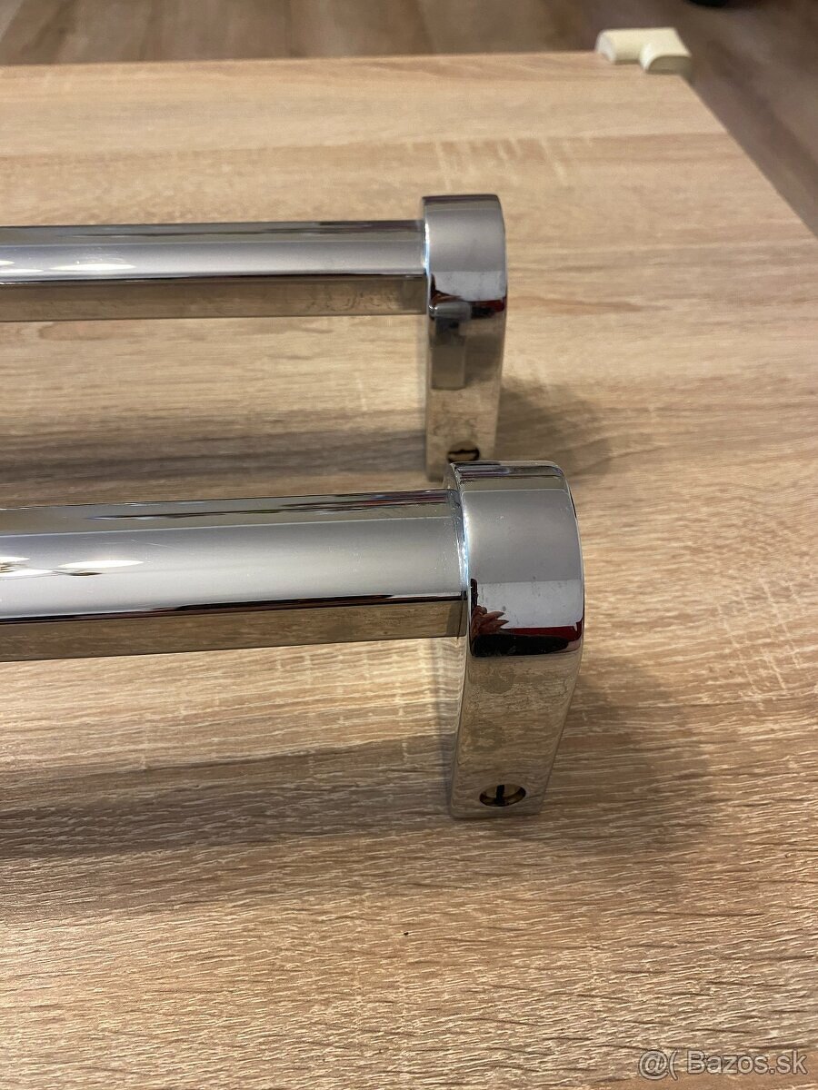 Pochrómované madlá do kúpeľne 82cm - 2