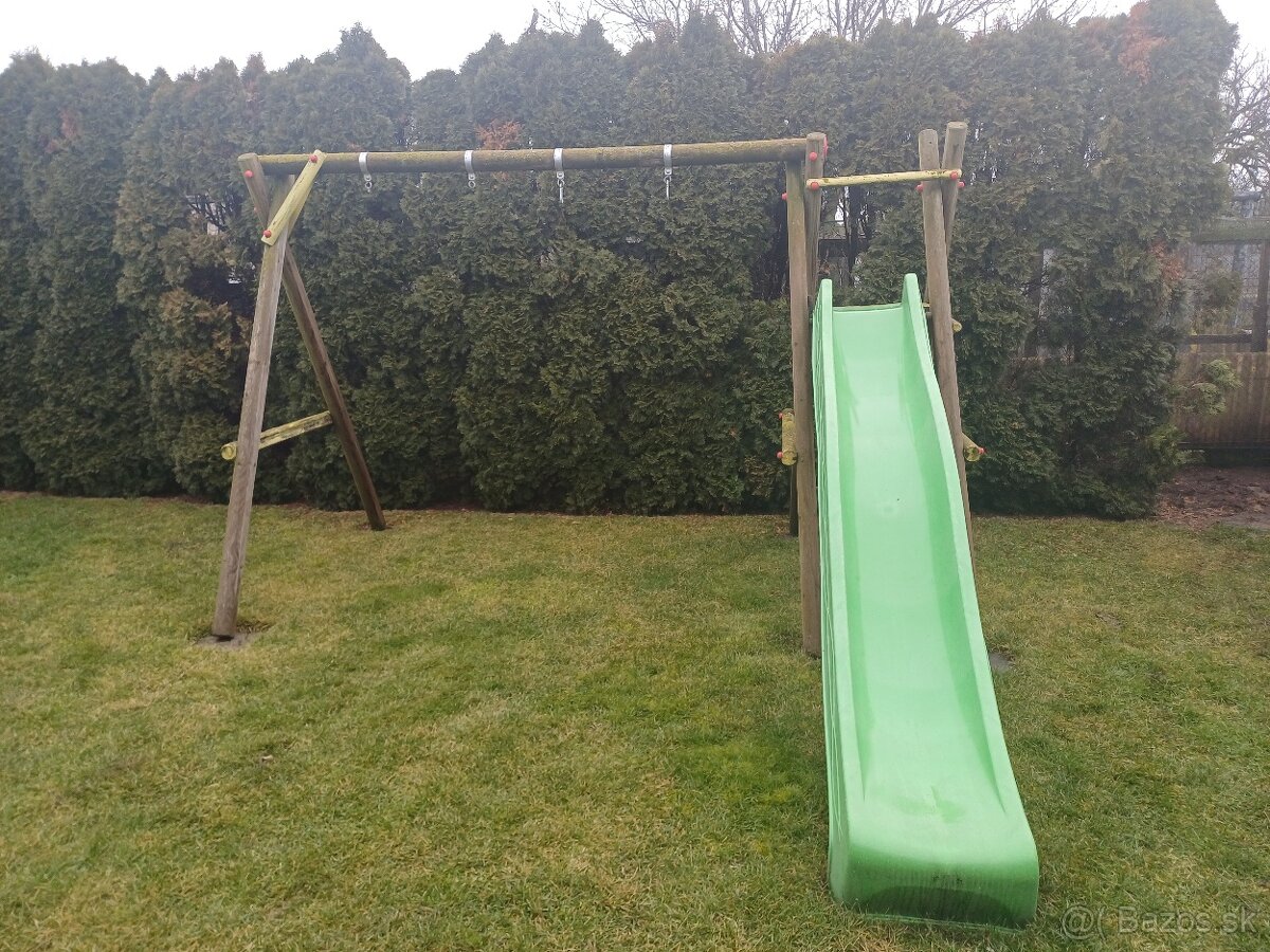 Šmykľavka - hojdačka - 2