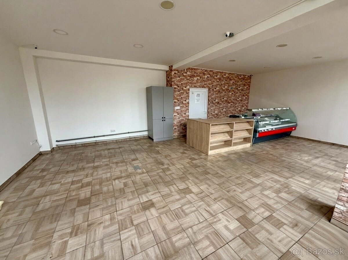 PREDAJ komerčného objektu – Nesvady - 2