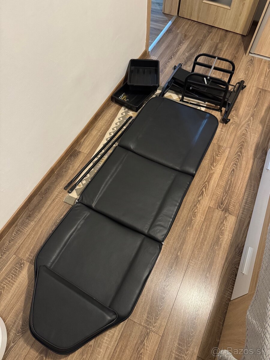 Predám čierne kozmetické kreslo - 2