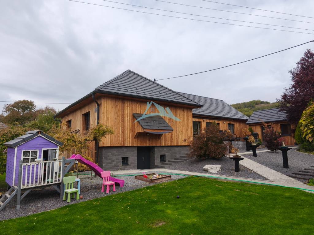 Rodinný dom v obci Olováry v okrese Veľký Krtíš. - 2