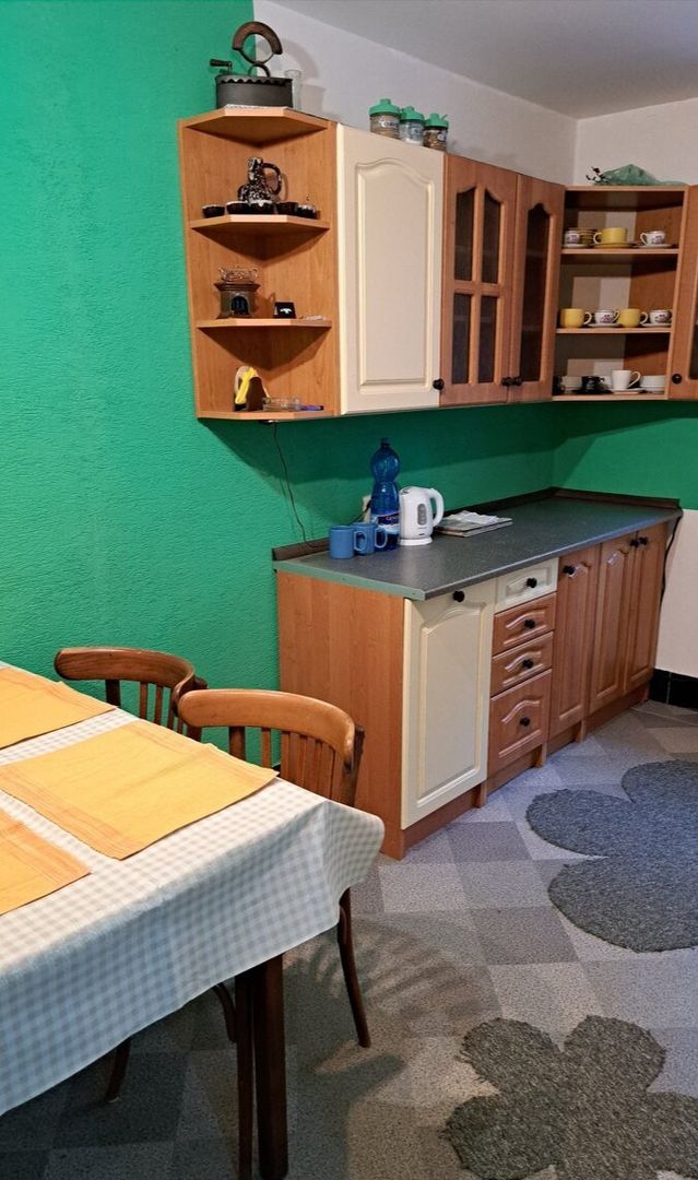 Na predaj 2 izbový byt, ulica Zlatá, Vargove pole, Rožňava - 2