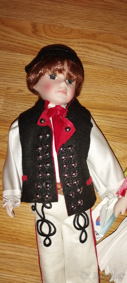 Porcelánové bábiky v kroji Detva - 2