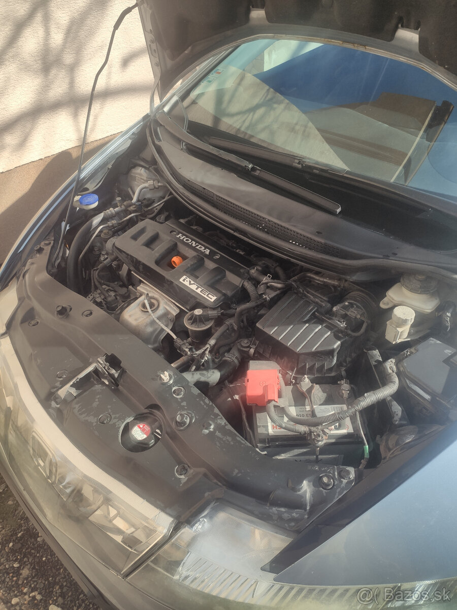 Honda Civic 1.8 i-VTEC Sport - 2