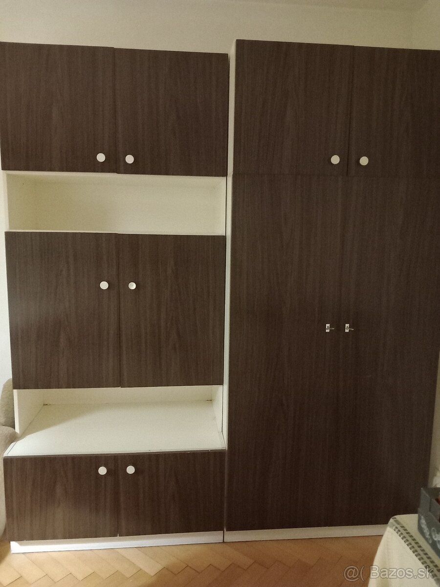 Stara soc. obyvacia stena - 2