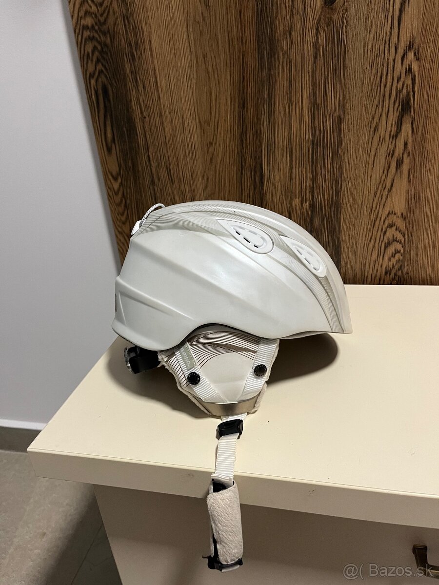 Dámska prilba - 2