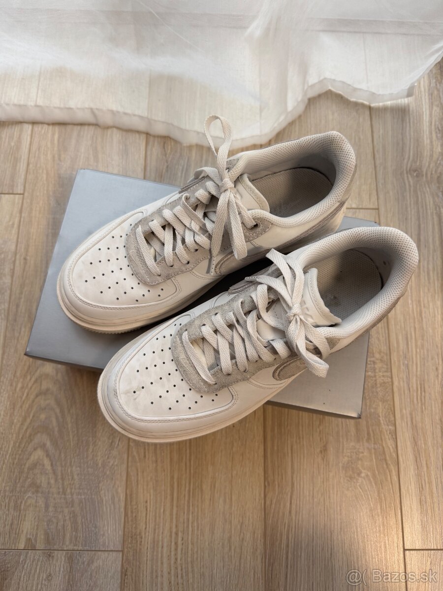 Nike Air Force 1 Luxe EU42 - 2