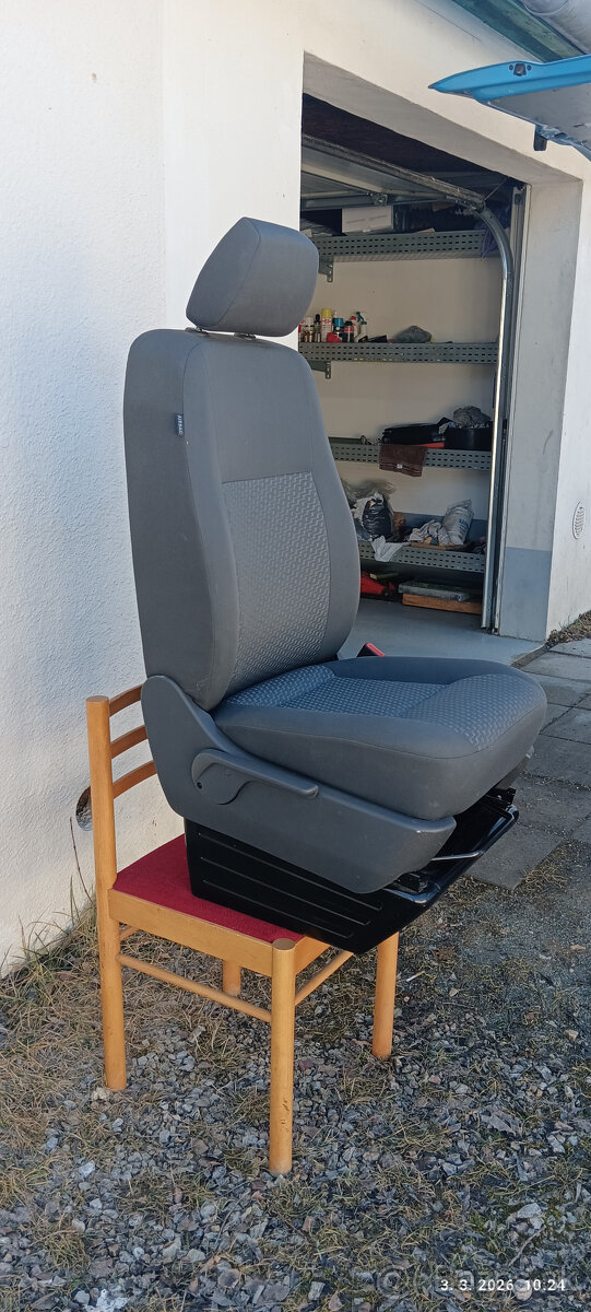 Predná sedačka spolujazdca VW T5 / T6 - 2