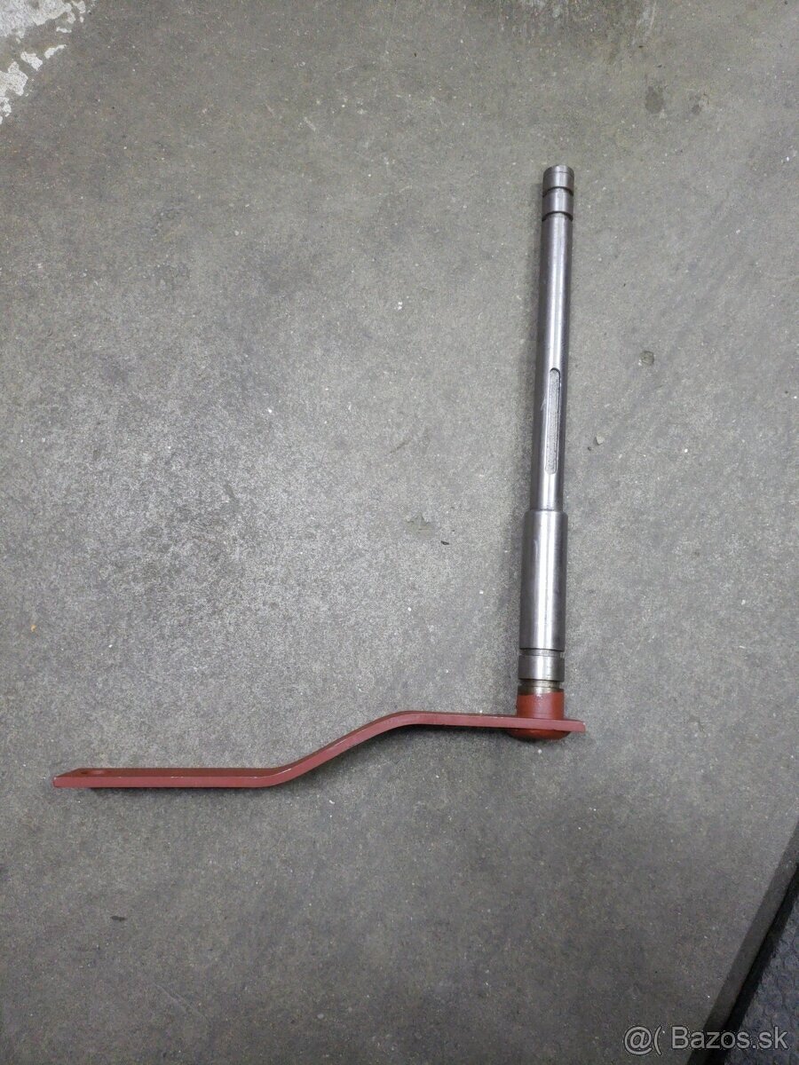 Páka na vývod. a kľukový hriadeľ na Zetor - 2