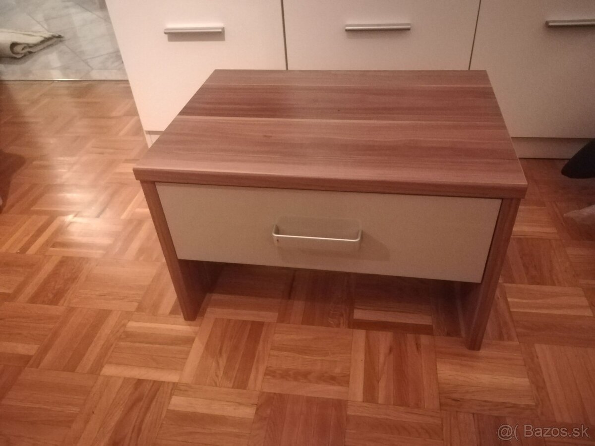 Nočné stolíky - 2