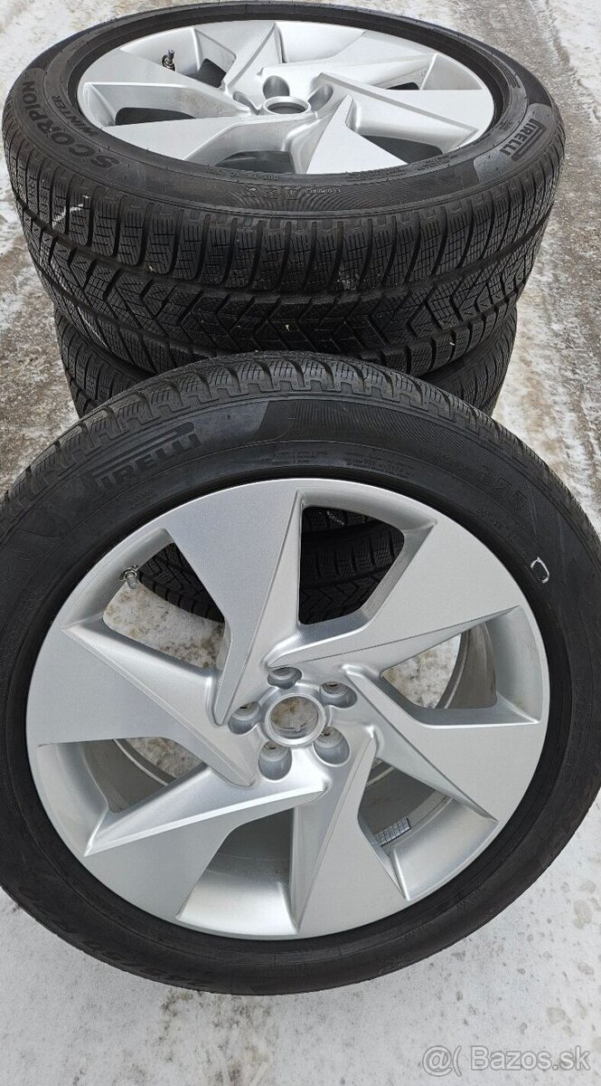 TOP ALU kola Jaguar 20" – 5×108, Pirelli 95 % Prod - 2