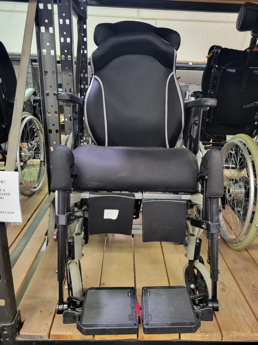 Invalidný vozík - 2
