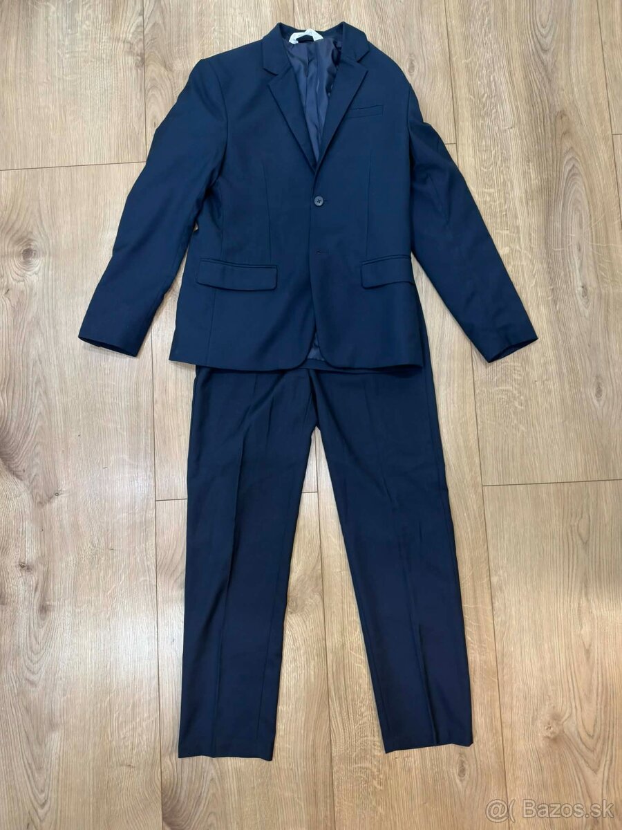 Chlapčenský oblek - 2