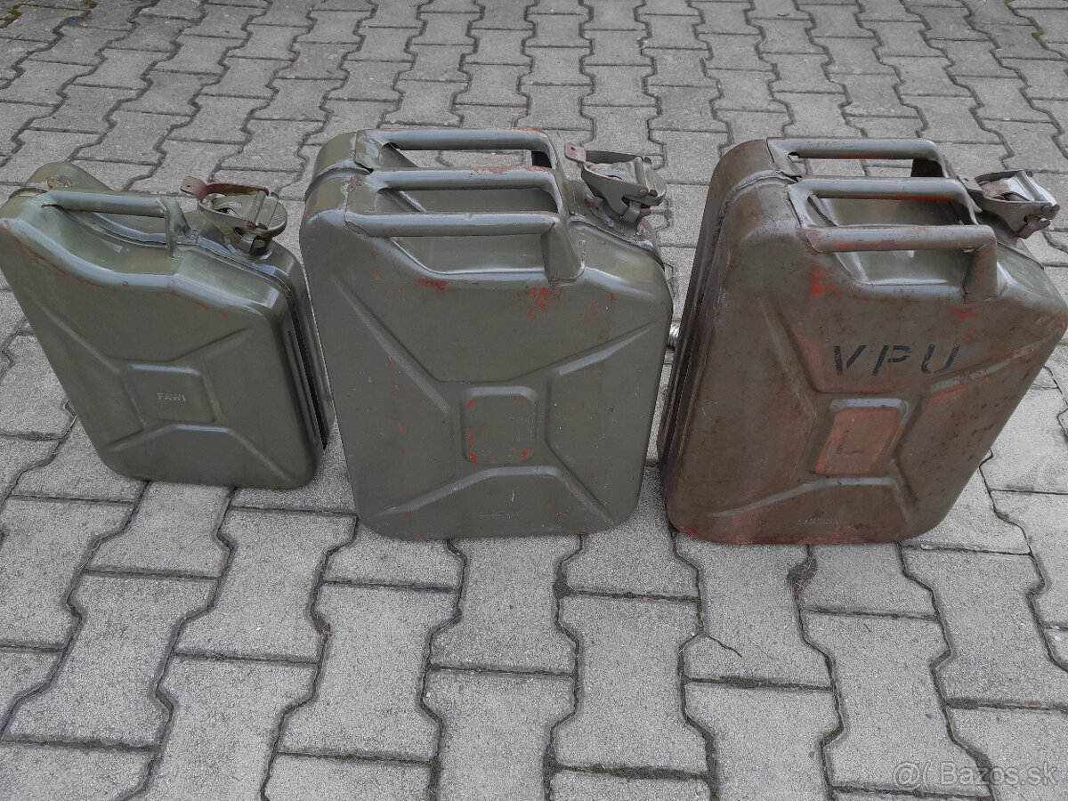 plechové kanistre - 2