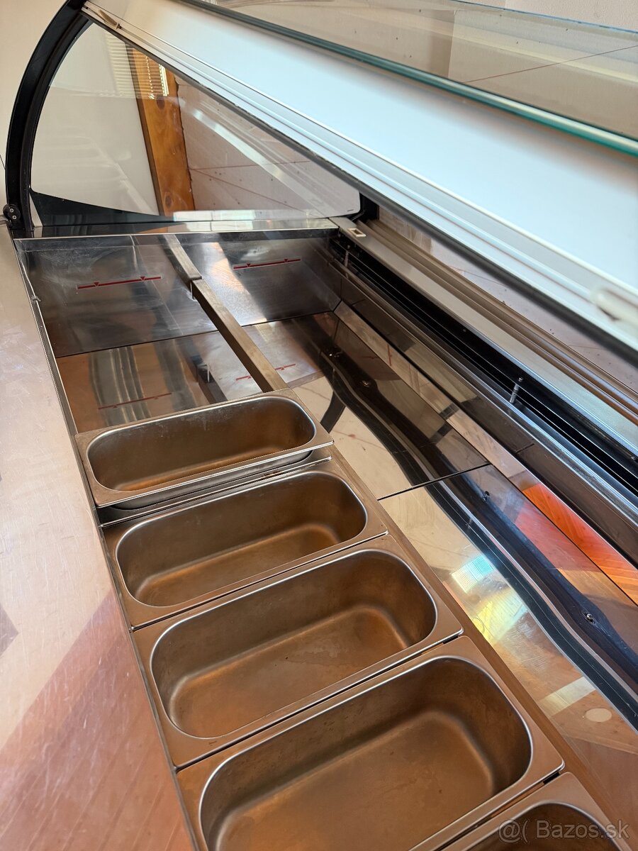 Vitrina na zmrzlinu - 2