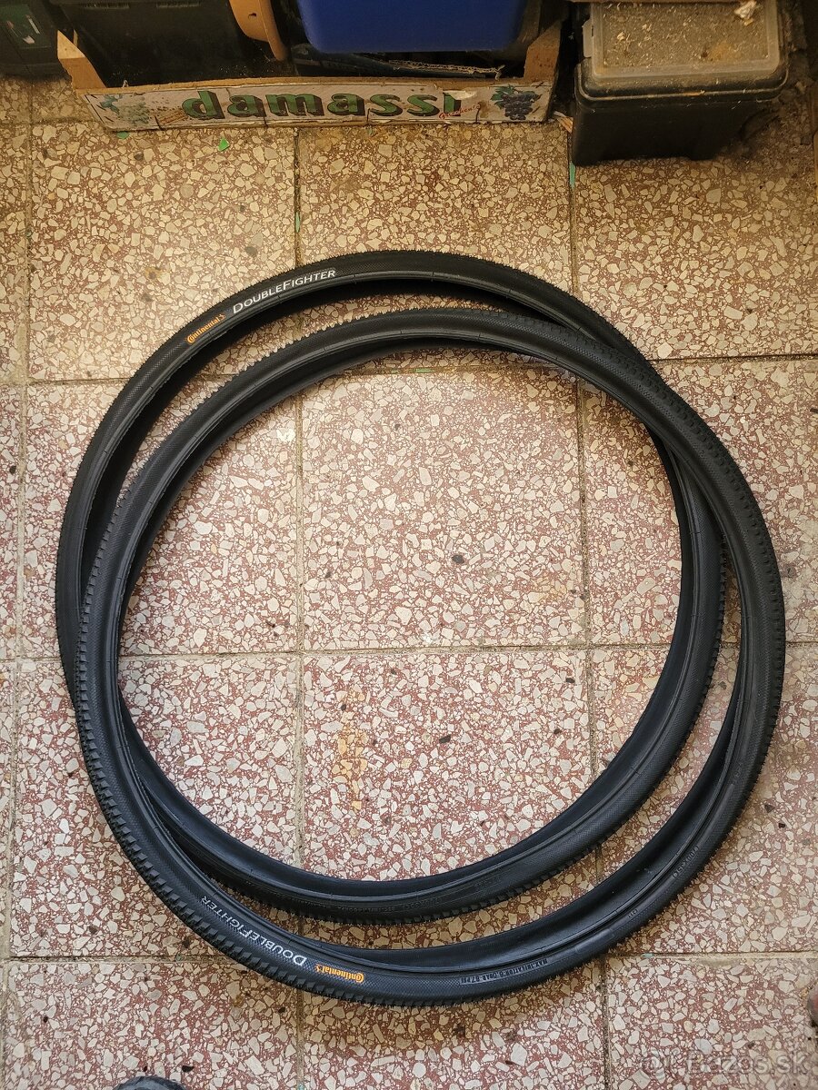 Plaste Continental Duble Fighter 700x35C (37-622) - 2