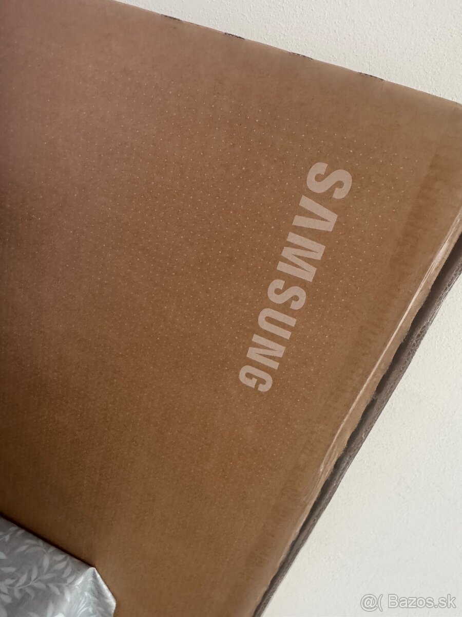 ZABALENÝ NOVÝ TELEVÍZOR SAMSUNG - 2