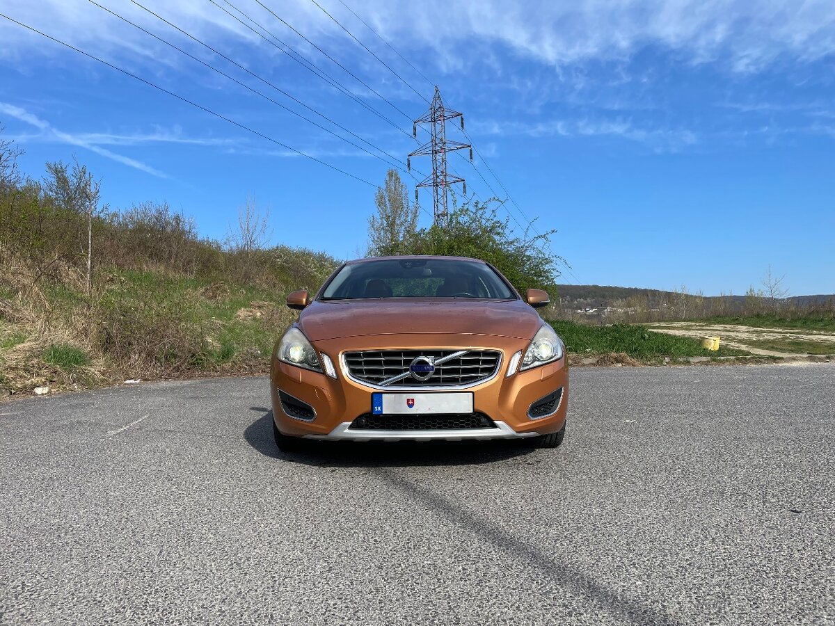 Predám Volvo S60 D3 - 2
