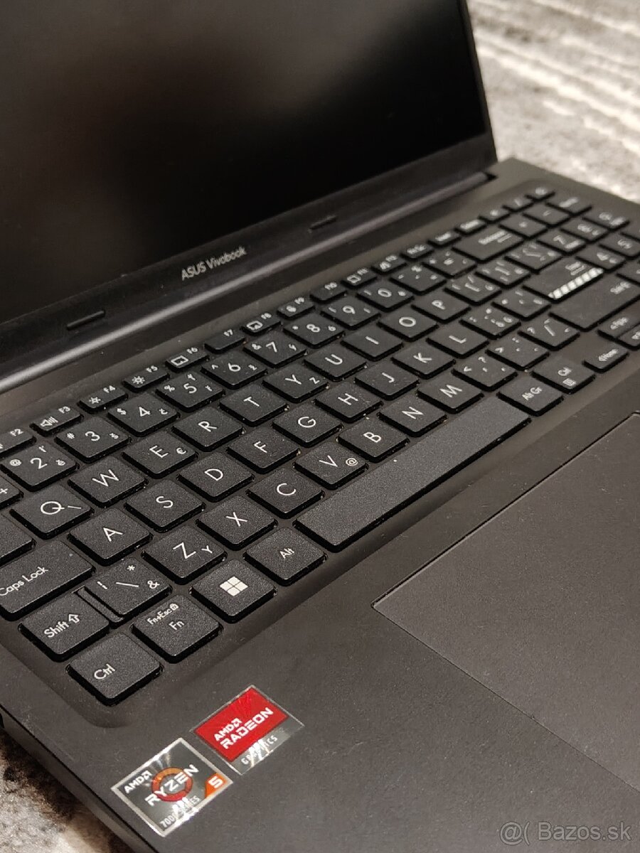 Asus vivobook notebook - 2