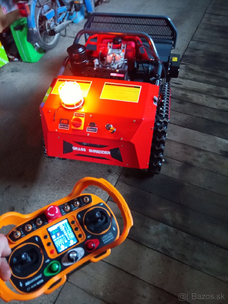 Svahová pásová cepová kosačka - mulčovač - 2