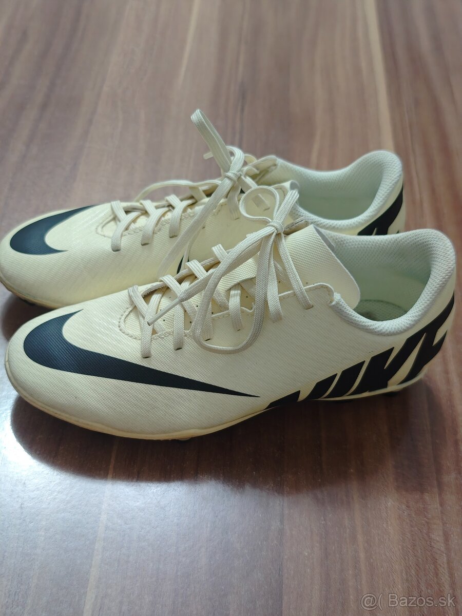 Kopačky Nike Mercurial - 2