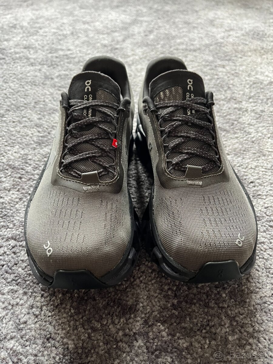 On Running, model Cloudmonster, velikost 37,5 šedé - 2