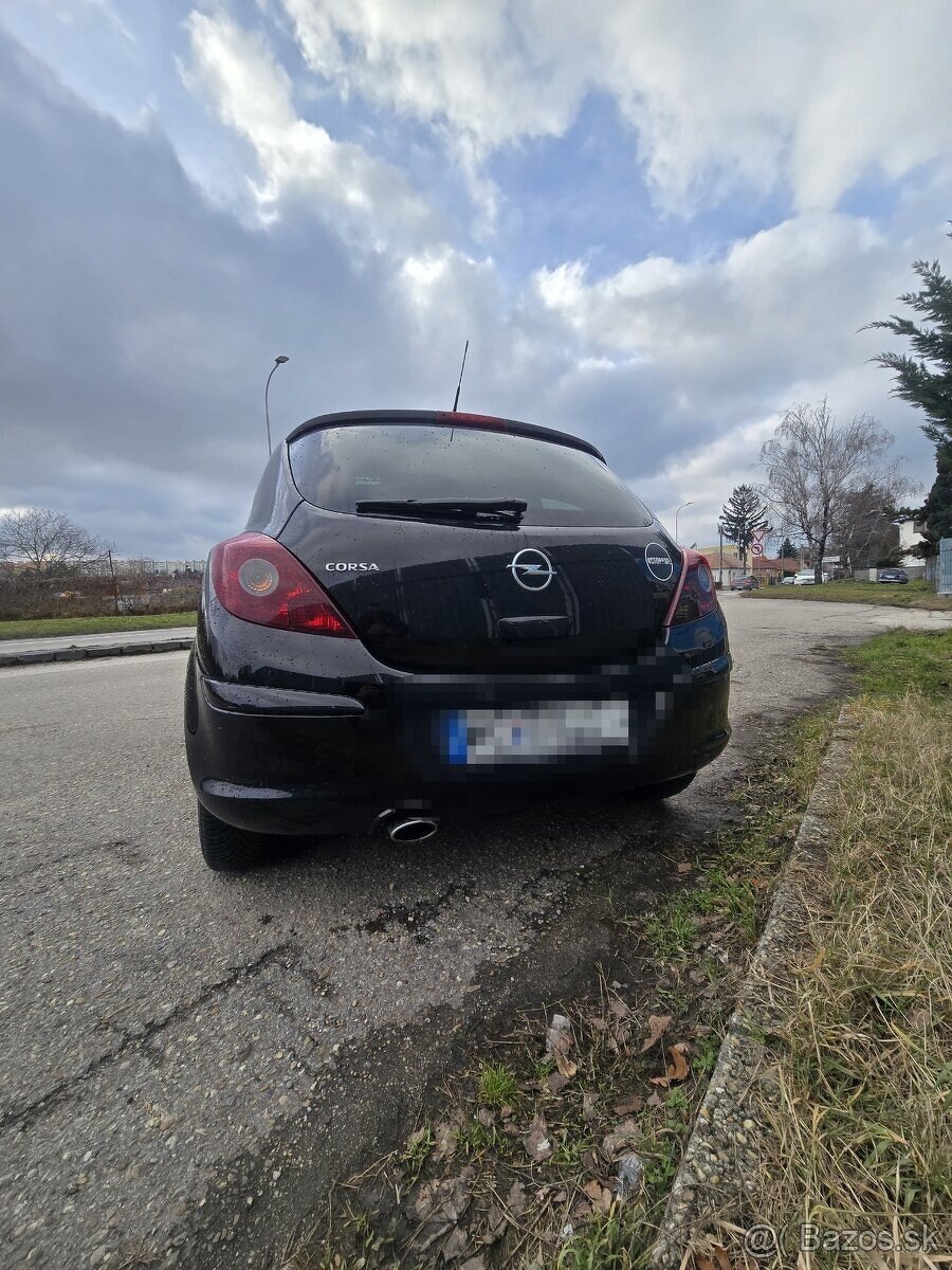 OPEL CORSA D, 1.4 benzín, 2009 - 2