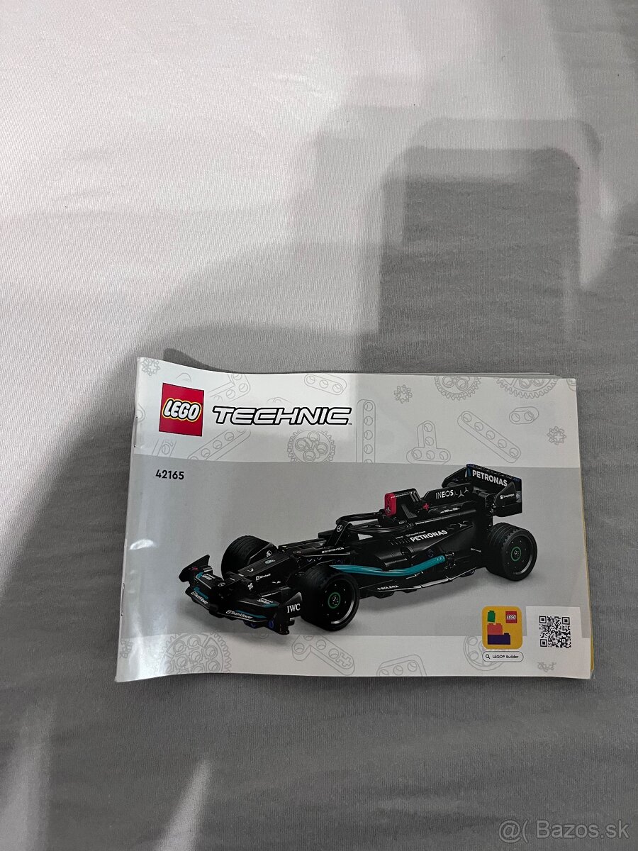 Lego Technic-Mercedes- AMG F1 W14 Pull- Back - 2