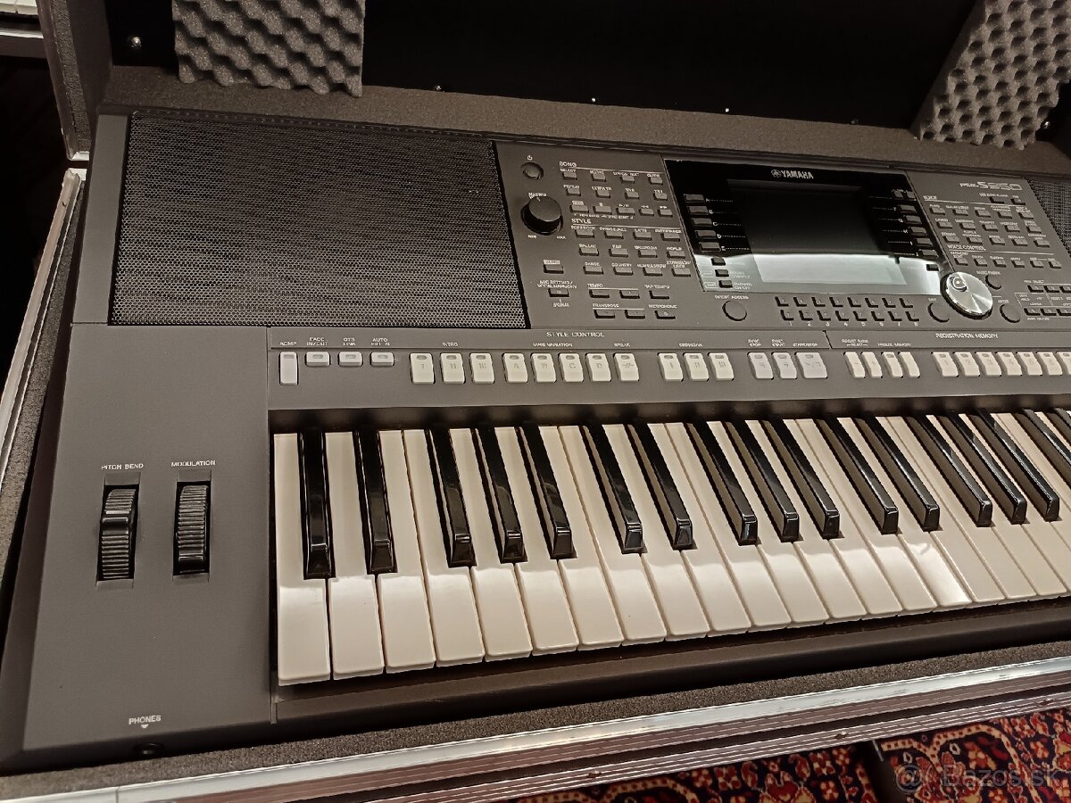 Yamaha PSR - S950 - 2
