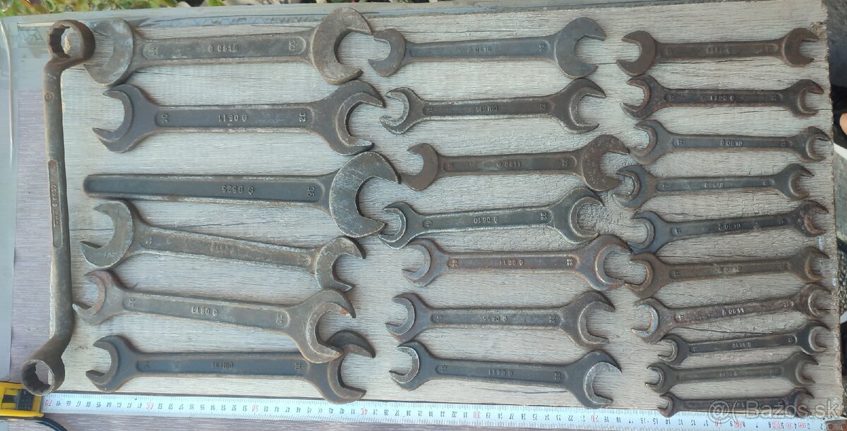 Staré Tona kľúče 24 ks spolu 75€ - 2