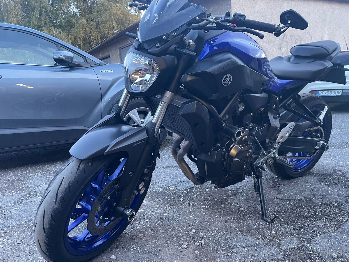 Yamaha MT-07 ABS, športový výfuk - 2
