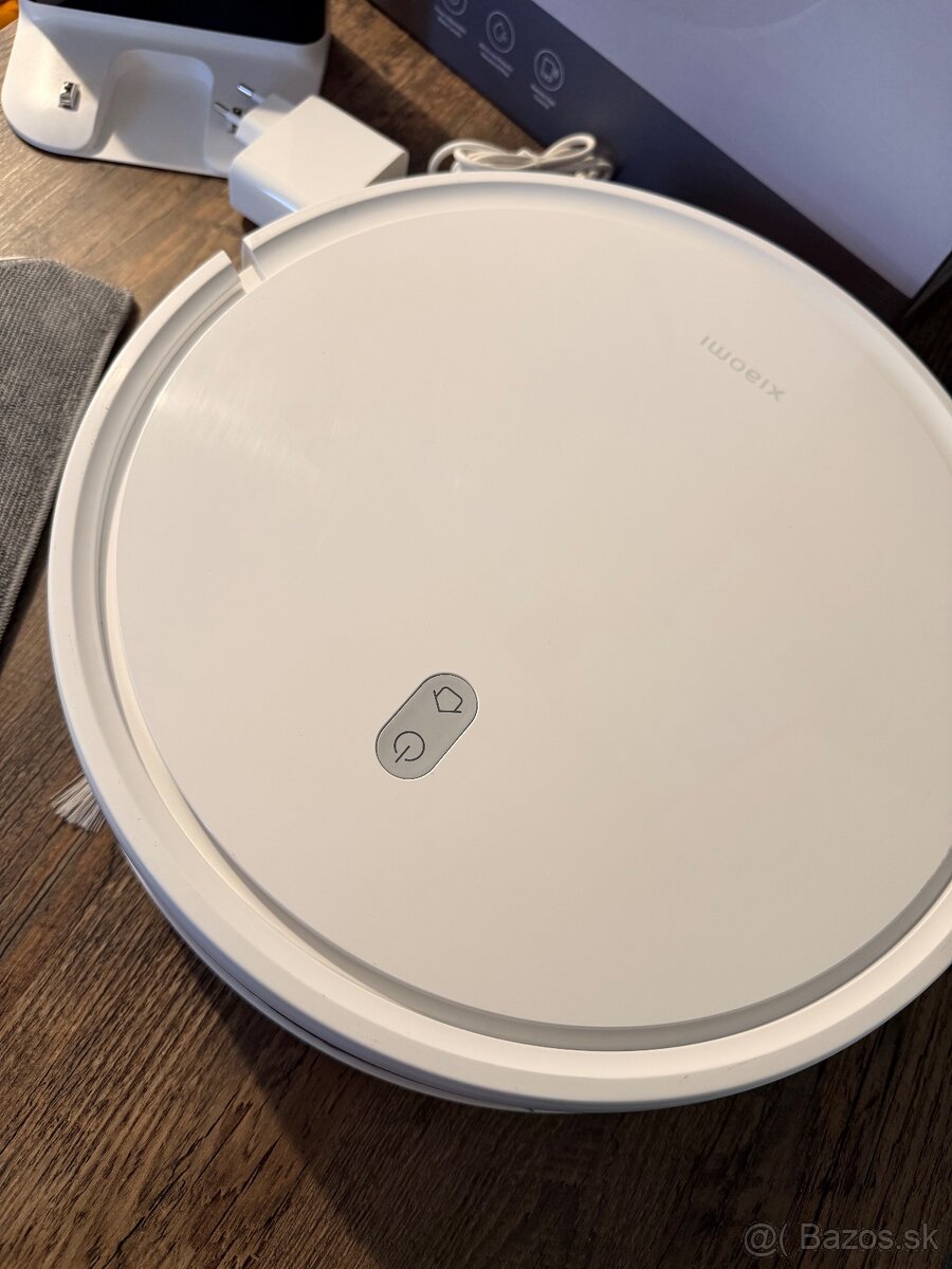 Predám Xiaomi Robot Vacuum E10 - 2