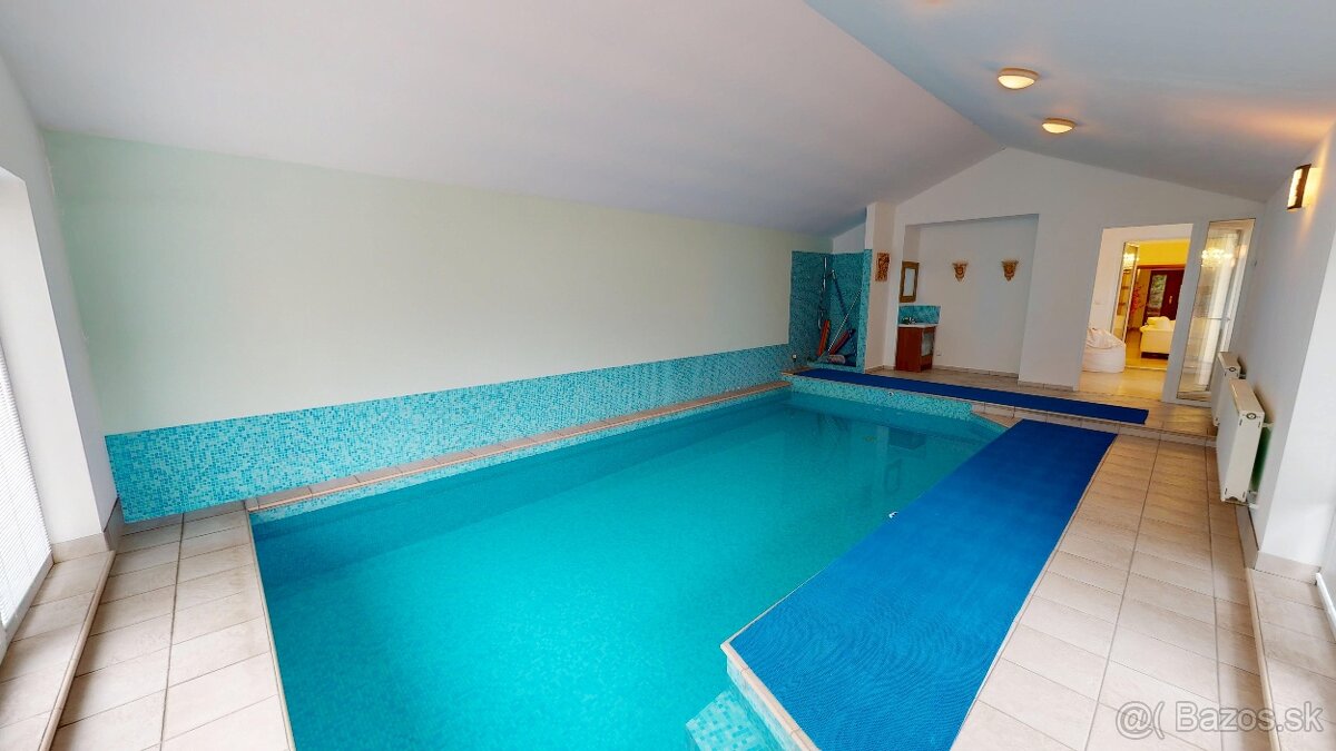 Nadštandardný rodinný dom s wellnesom - 2