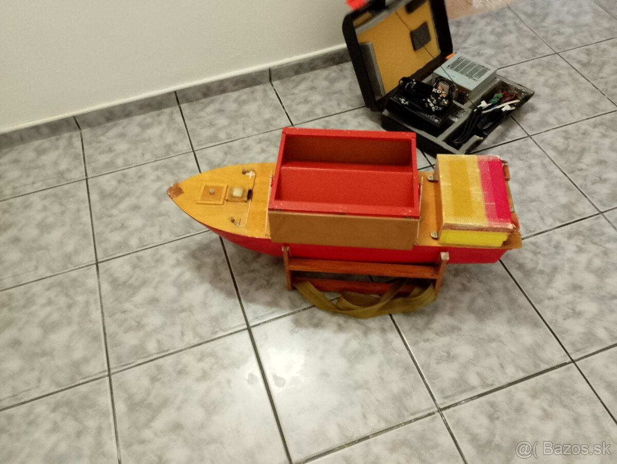 Zavážacia loďka - 2