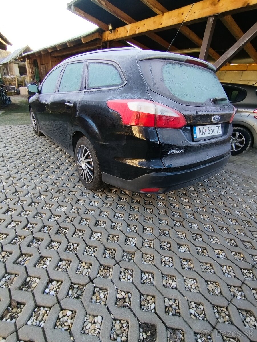 Predám Ford FOCUS Mk3 1.6 TDCi (2011) - 2