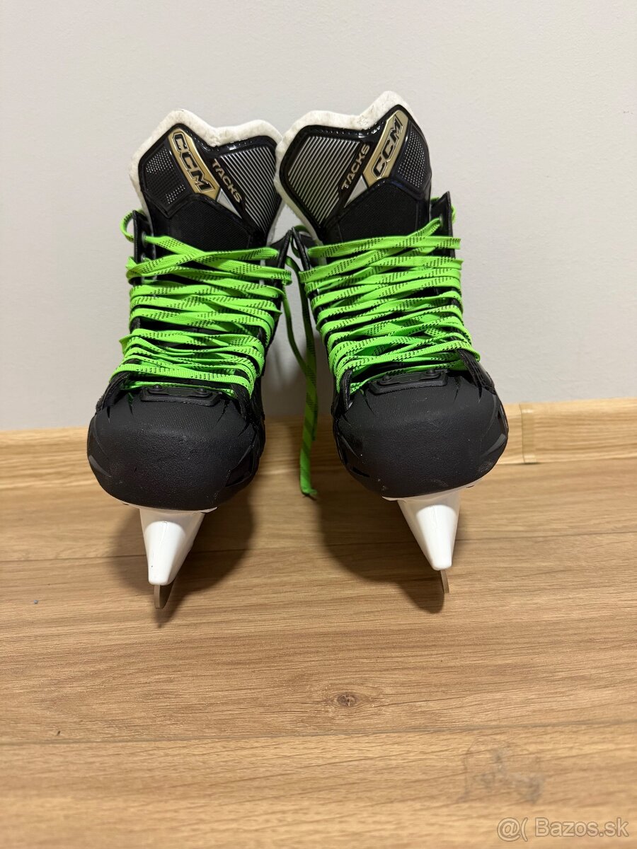 Predám korčule CCM - 2