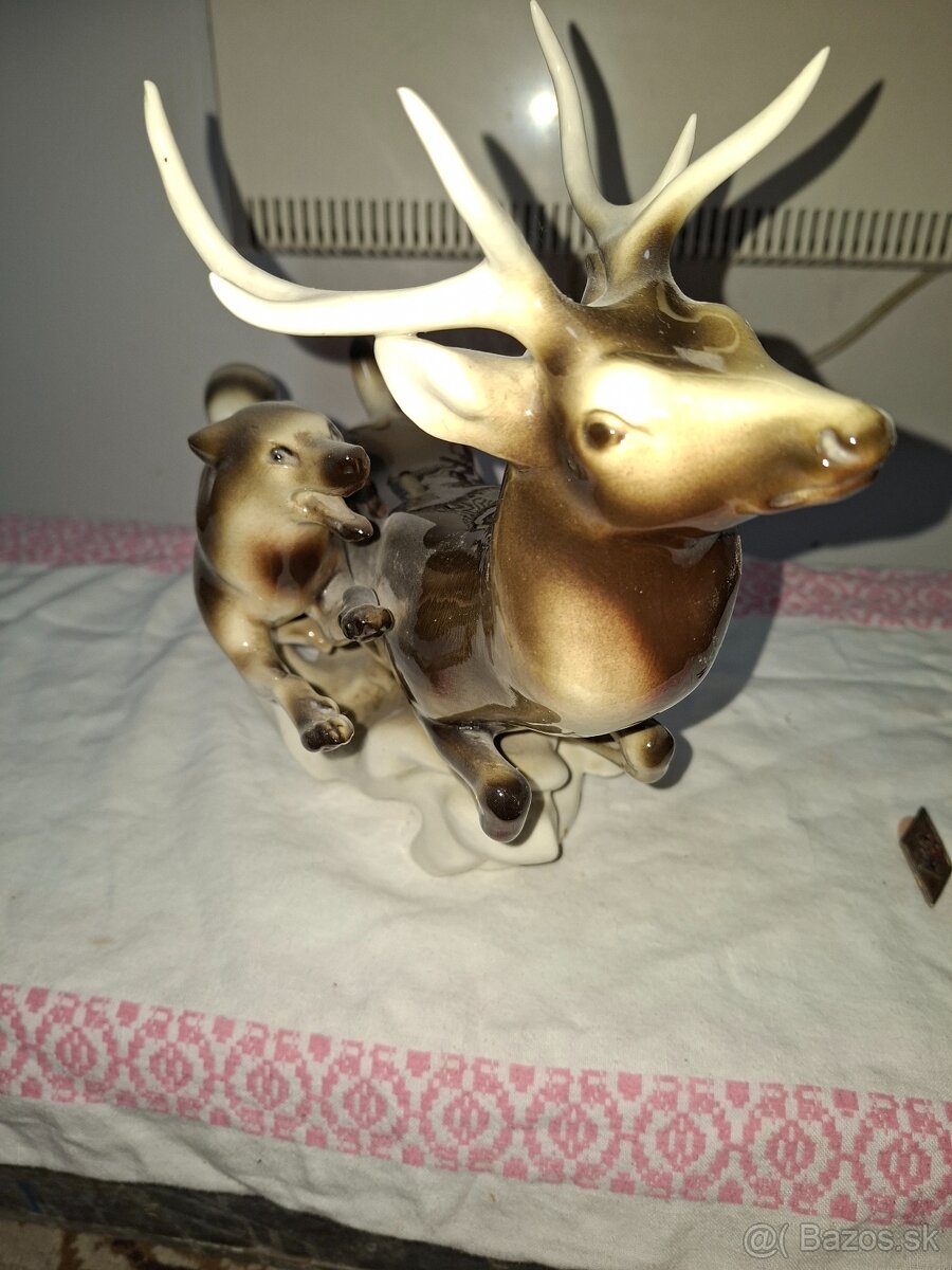 soška jeleňa s vlkom - 2