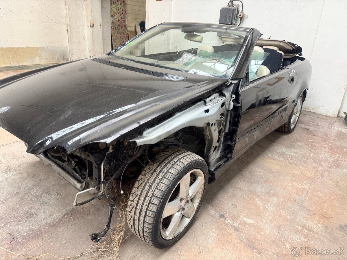 Rozpredám Mercedes CLK cabrio - 2