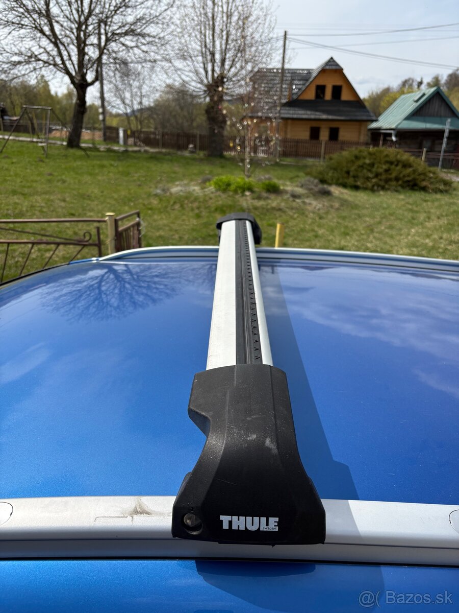 Priečniky THULE WingBar Evo – Kia Ceed / Hyundai i30 - 2