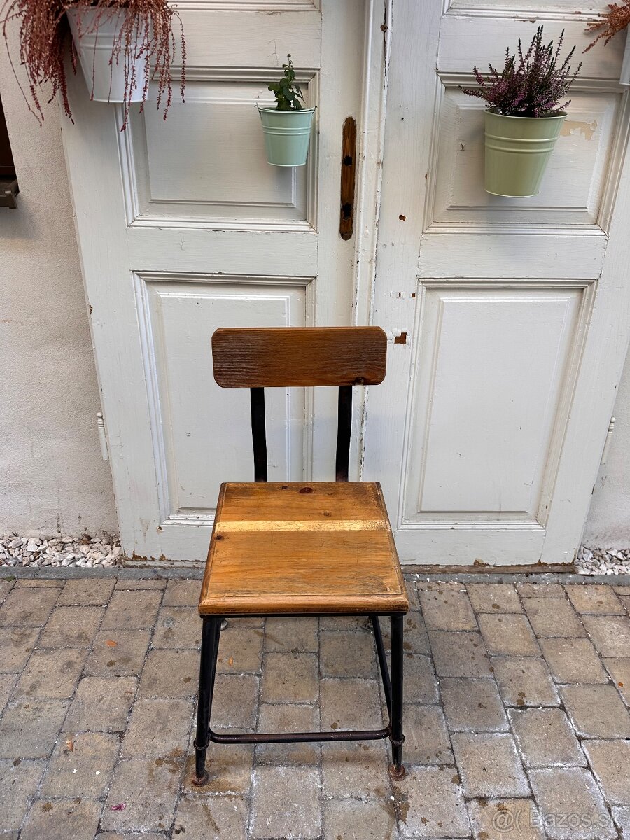 Kaviarenská stolička - 2